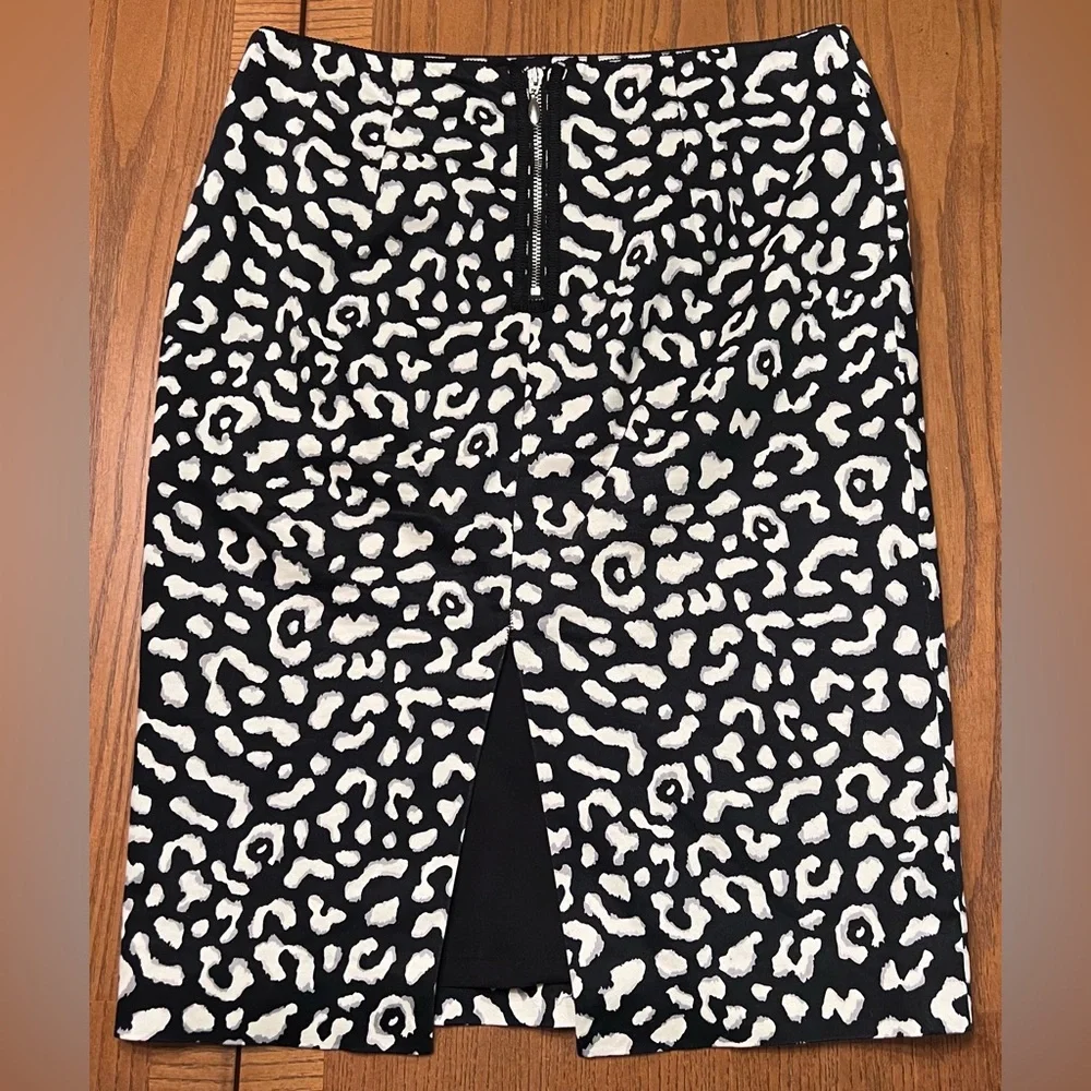 White House Black Market‎ Leopard Print Strech Cotton Lined Pencil Skirt Size 0